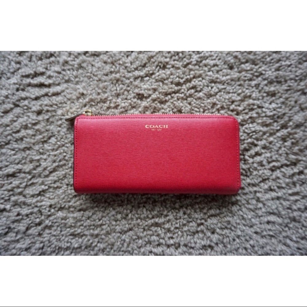 Coach Accordion Zip Wallet - Pink - Picture 1 of 5